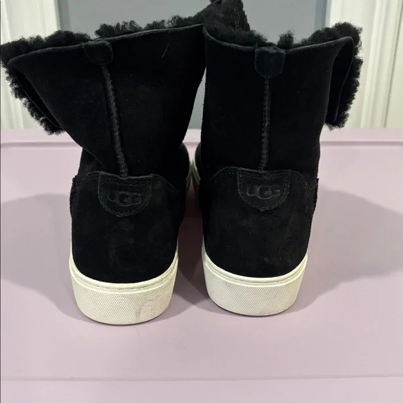 Ugg pull on boots brand new - Picture 2 of 6